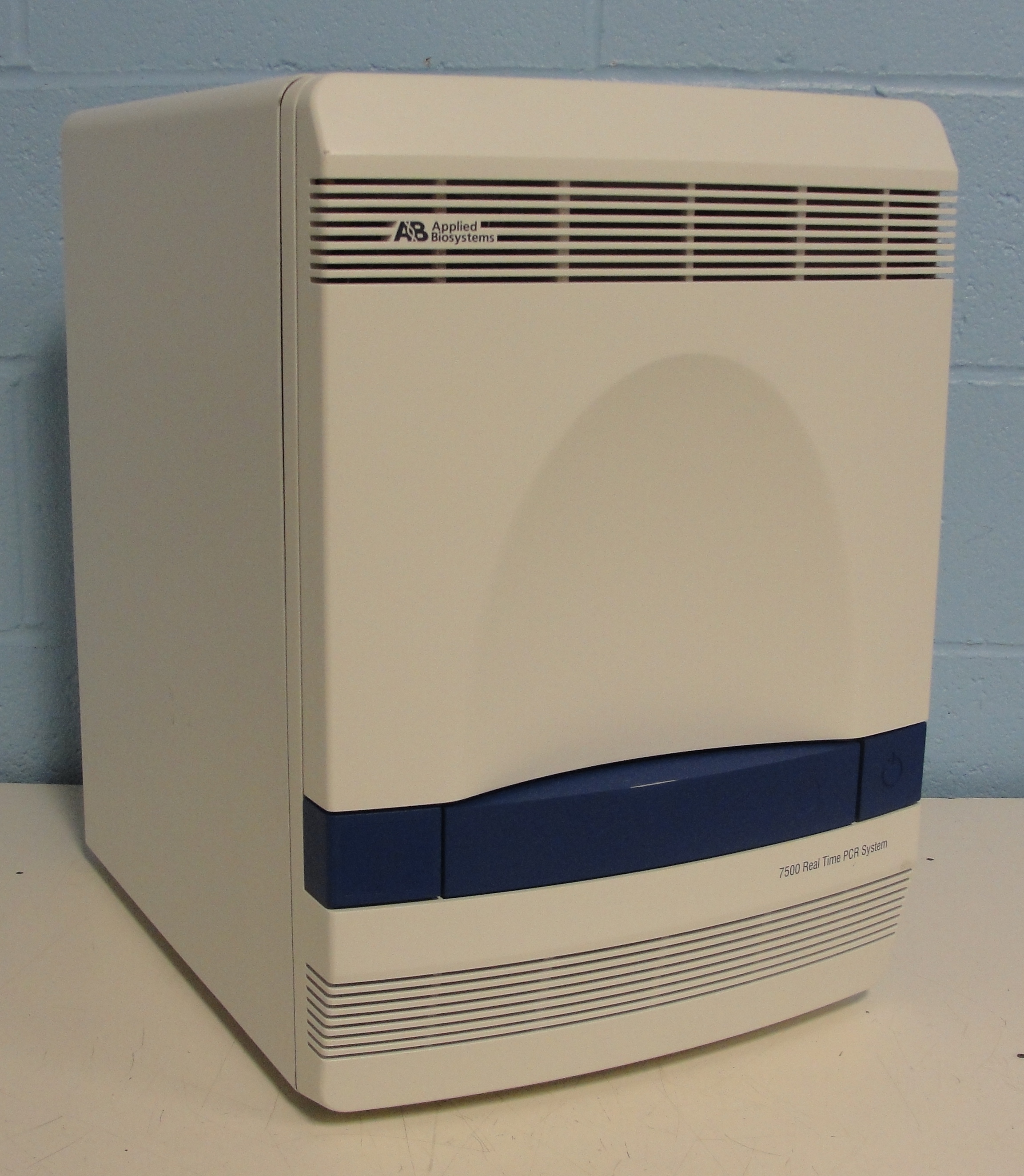 Applied biosystems 7500 fast real time pcr system manual